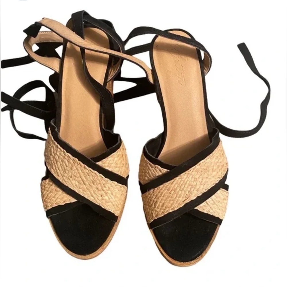 bettye muller Black and Natural Woven Strappy Block Heel Sandals - Picture 2 of 7